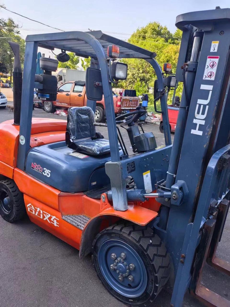 到家一台精品车况合力3.5吨燃油叉车.高配版自动挡,实心轮胎.