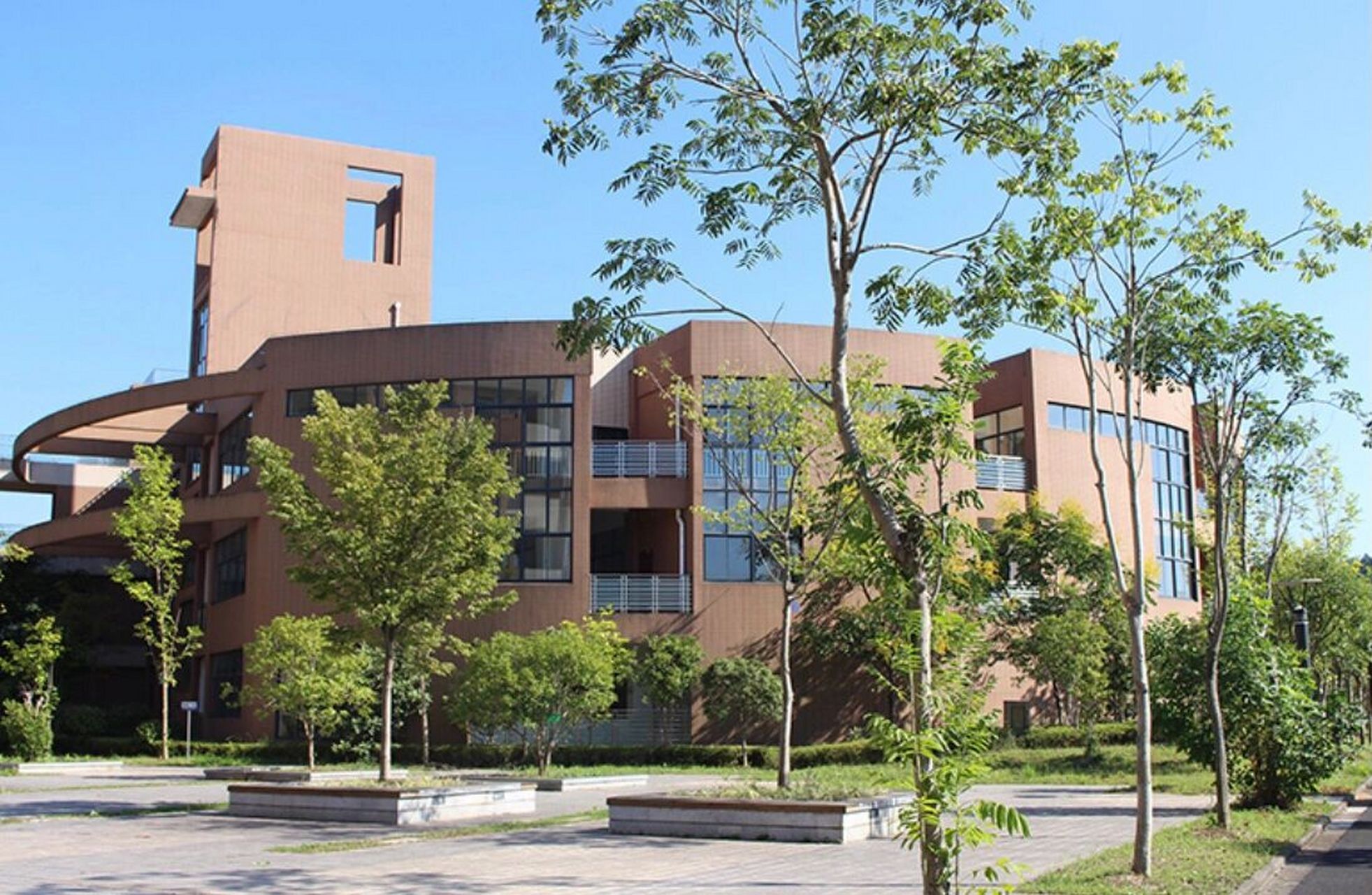 黄山健康职业学院 安徽民办医药类专科 主要院系:临床与护理学院,卫生