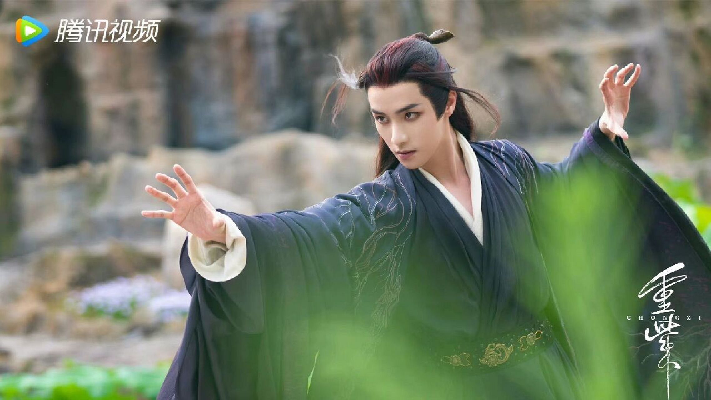 他长在我审美点上啊! 姐妹们,我剪了一个他新的视频,已经发了.