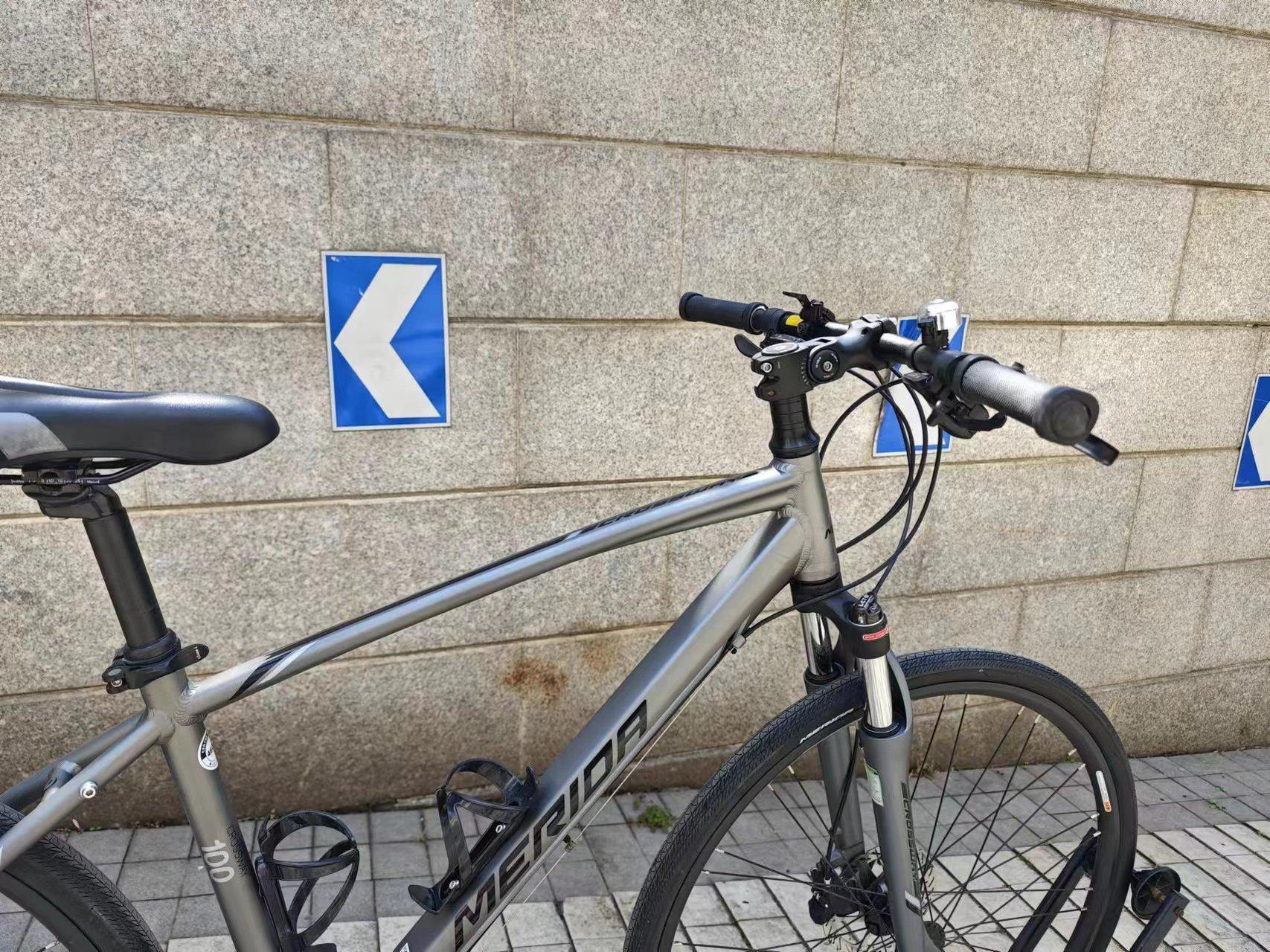 美利达克罗威100,钛灰色,46码  1.