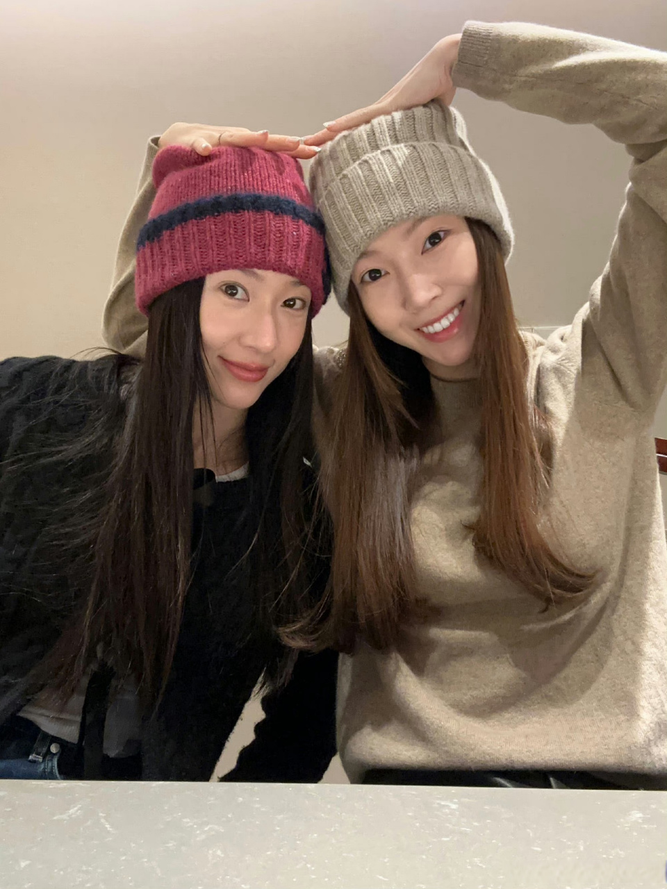郑秀妍郑秀晶库存合照#.#郑秀妍郑秀晶怼脸合照#  郑氏姐妹94