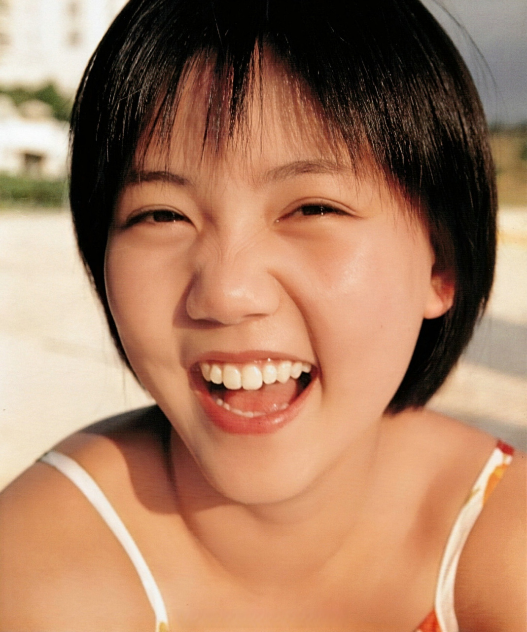 今天是青春美少女队成名曲(快乐宝贝)发行25周年暨"背背佳"广告拍摄25