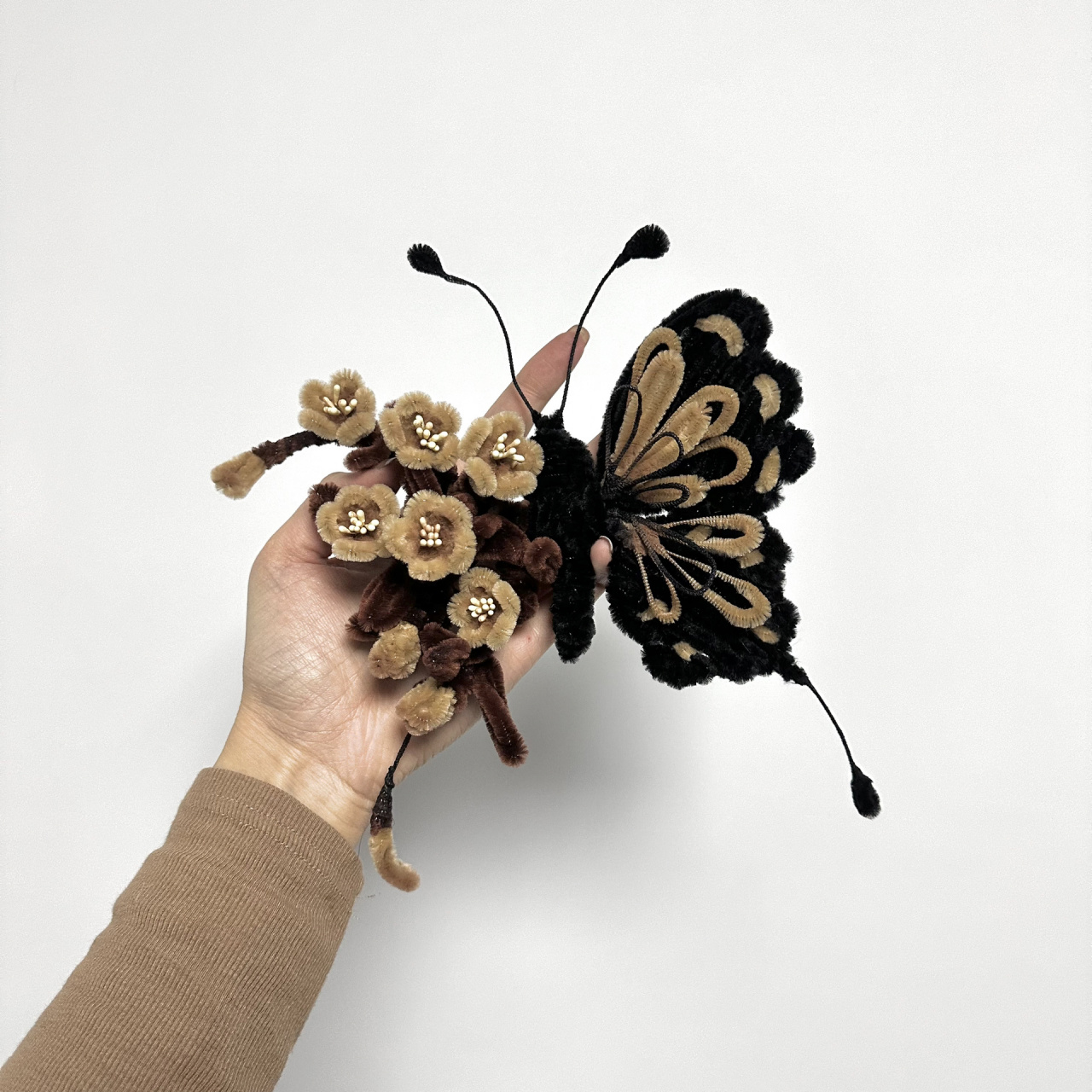 挑战用扭扭棒做100种花花|第26天 复古蝴蝶 参考:小熊偷吃了糖 超级费