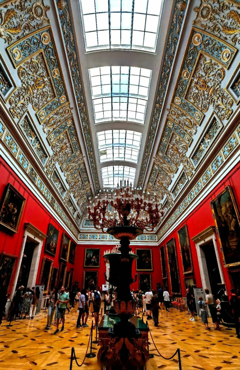 冬宫,俄罗斯国家博物馆 #中蒙俄铁路大穿越#  冬宫,是俄罗斯国家博物