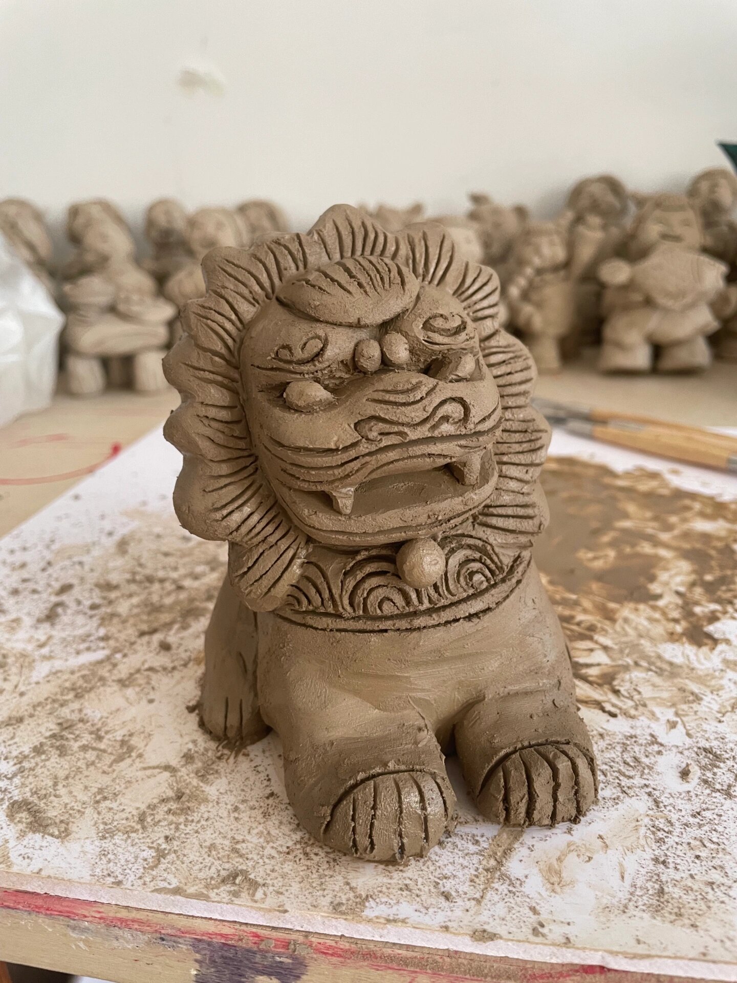 陶艺泥塑|一只可爱的小狮子