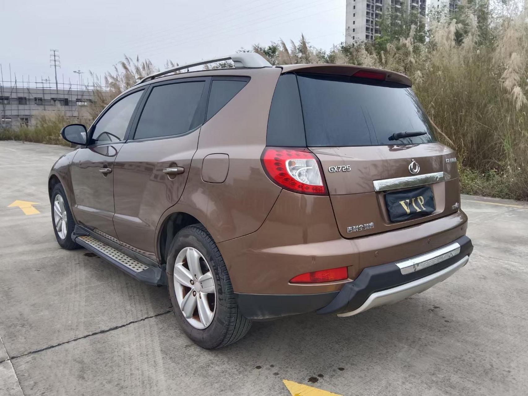 到店一台 13 年吉利全球鹰 gx7,自动舒适型,2.
