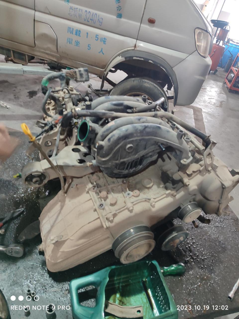 dk10发动机类型的大修发动机换气门的亲记得调整气门要不然没有缸压.