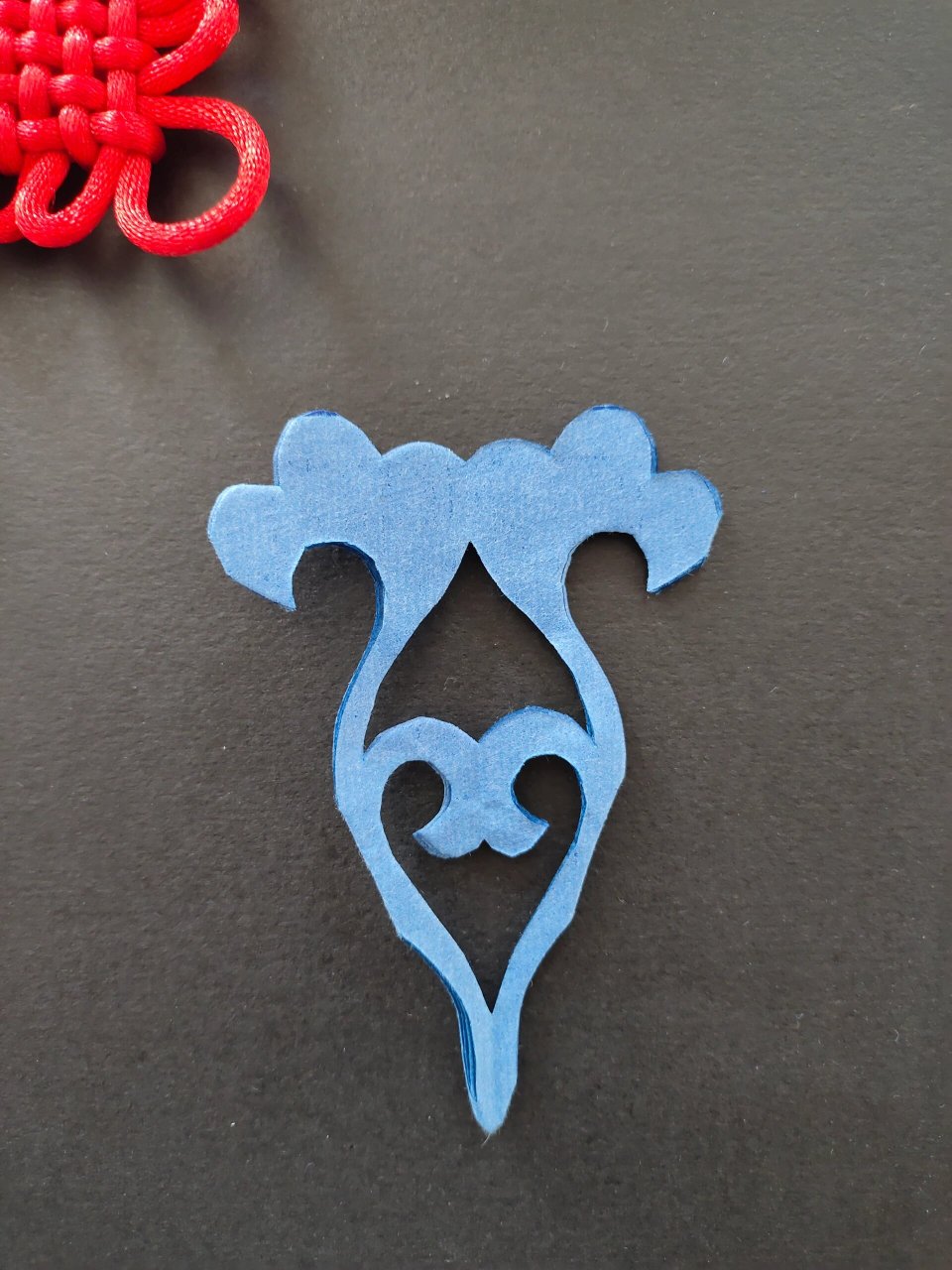 每日一剪|八折水纹 八折剪纸 #剪纸# #手工剪纸# #非遗剪纸# #水波纹