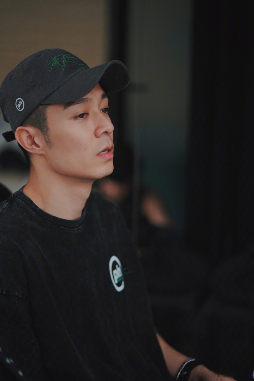 再度上架7215 2023 周柏豪 「奔赴」世界巡回演唱