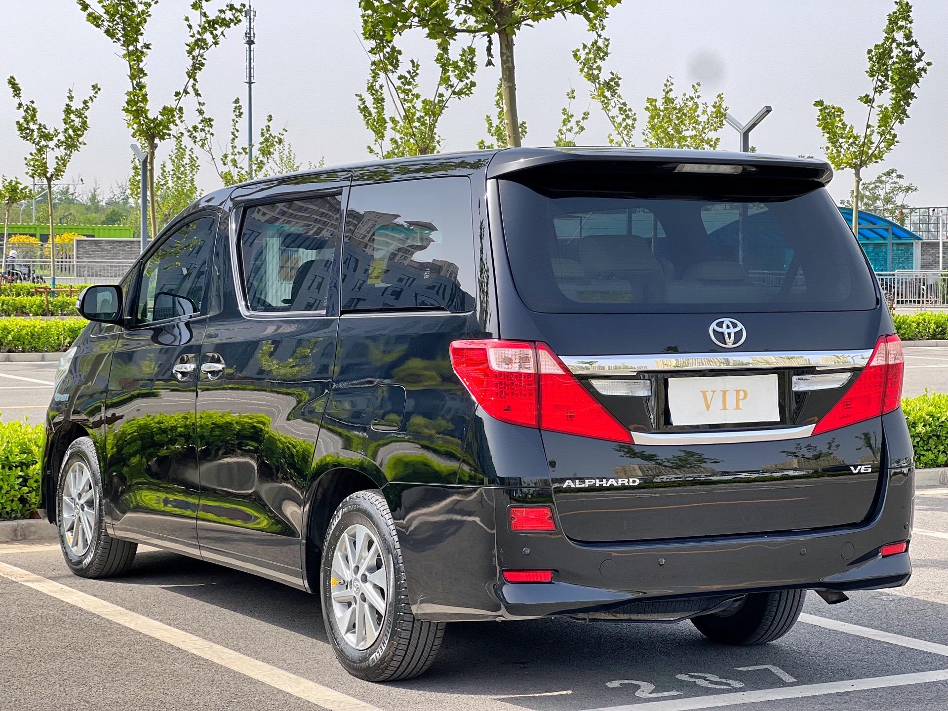 2014年 丰田埃尔法 3.5l 尊贵版.【车辆款型】丰田埃尔法3.