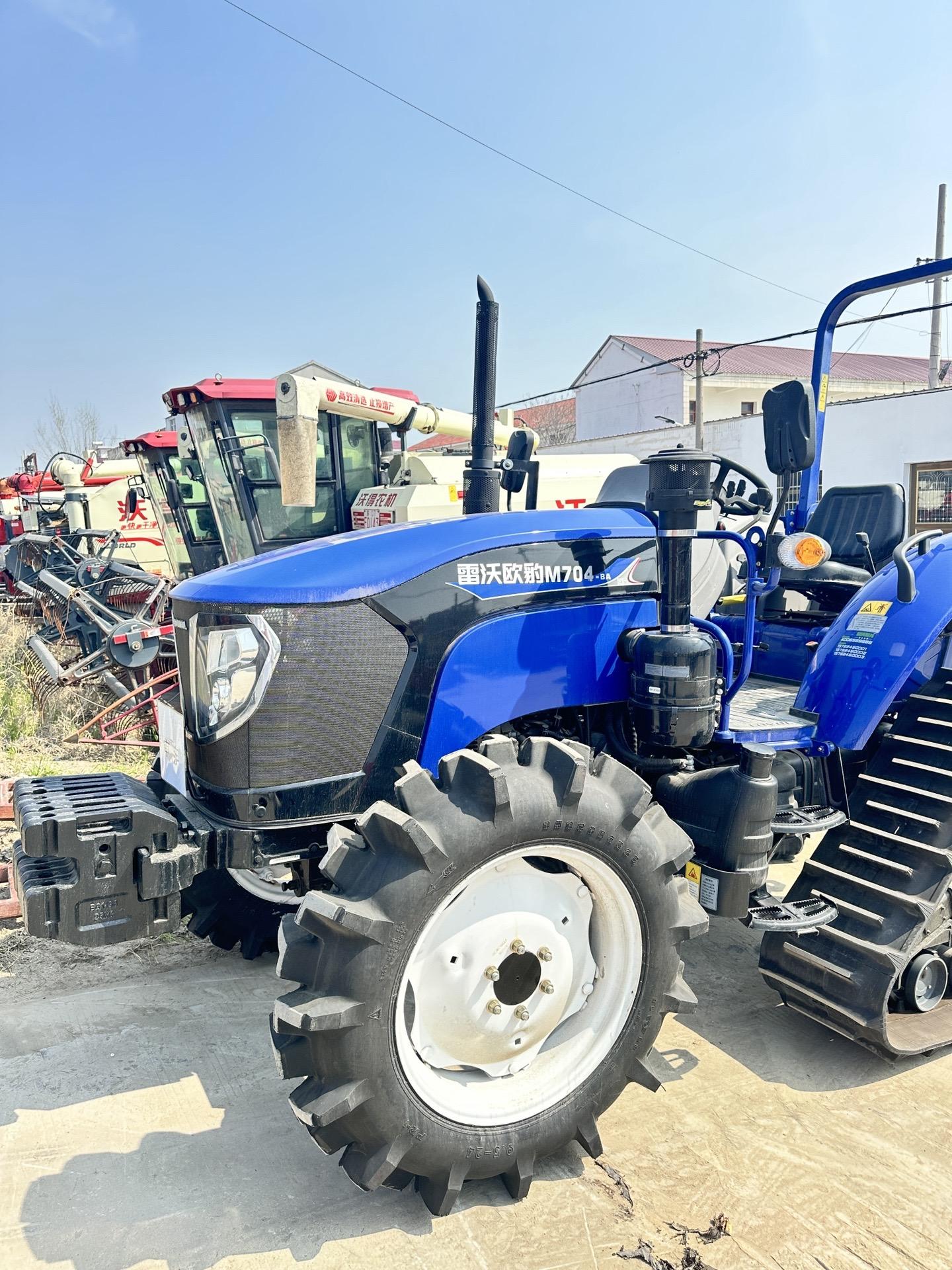 全新雷沃 704 拖拉机国三库存车