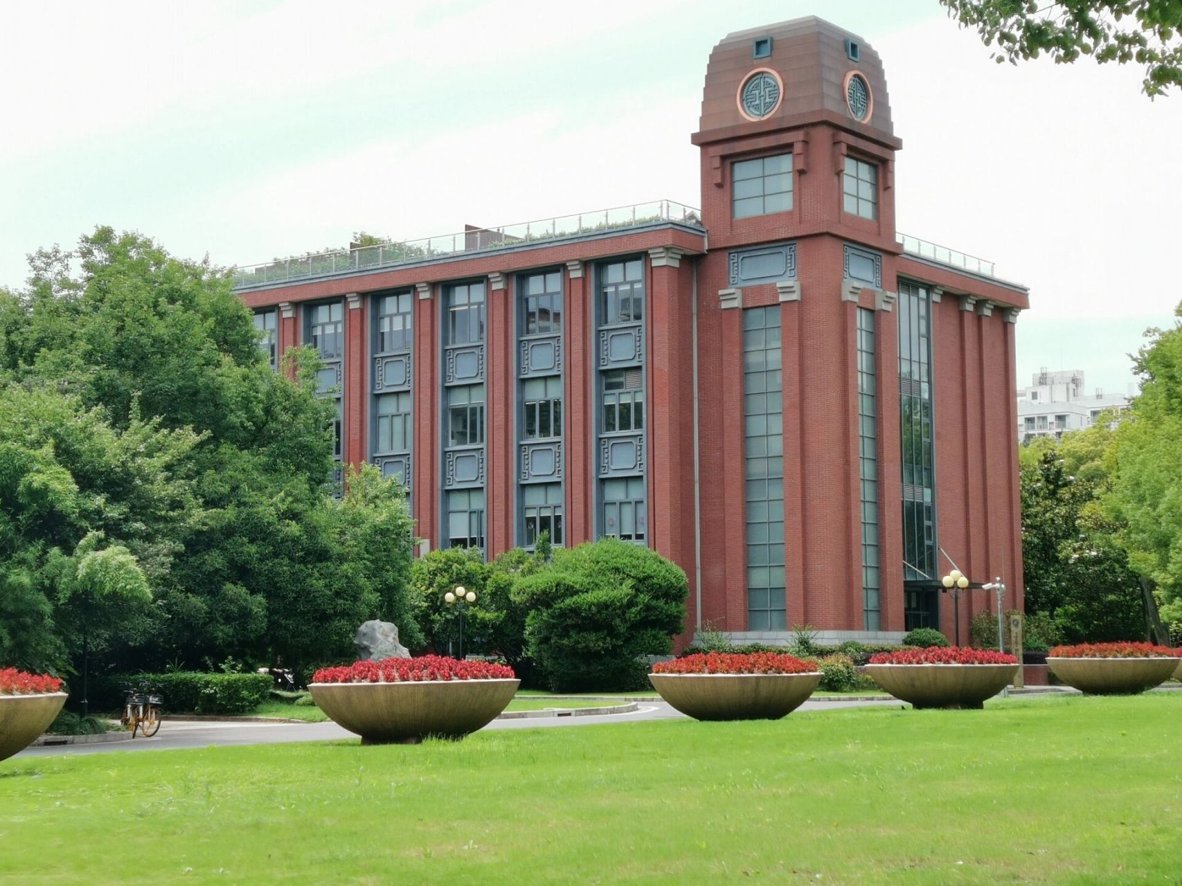 华东理工大学校区图片