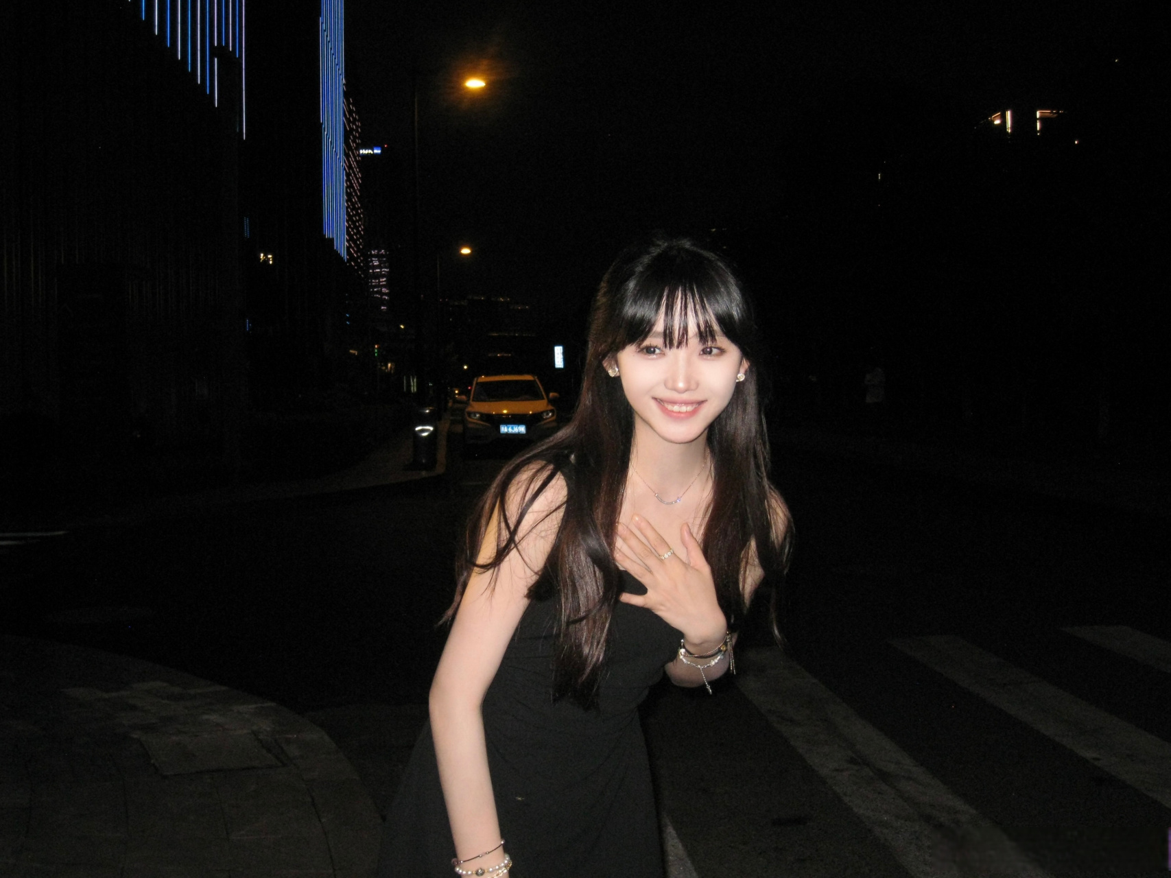 蜕变成蝶.#许梦圆##许清雅