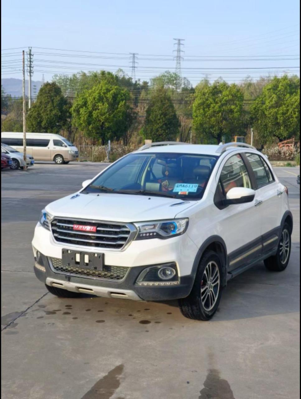 哈弗h1,2万多开回家.15年年底上牌的哈佛h1改款手动挡,1.