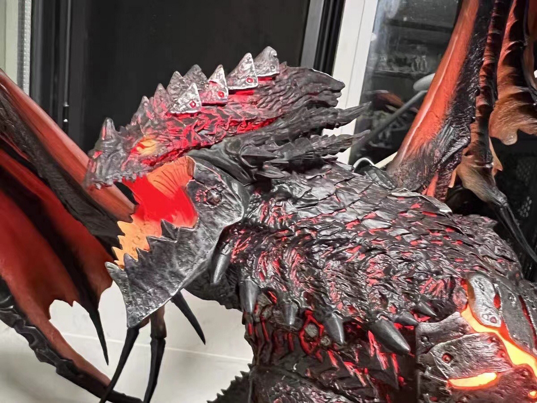 魔兽世界死亡之翼 少量现货:魔兽世界-死亡之翼-耐萨里奥雕像手办模型