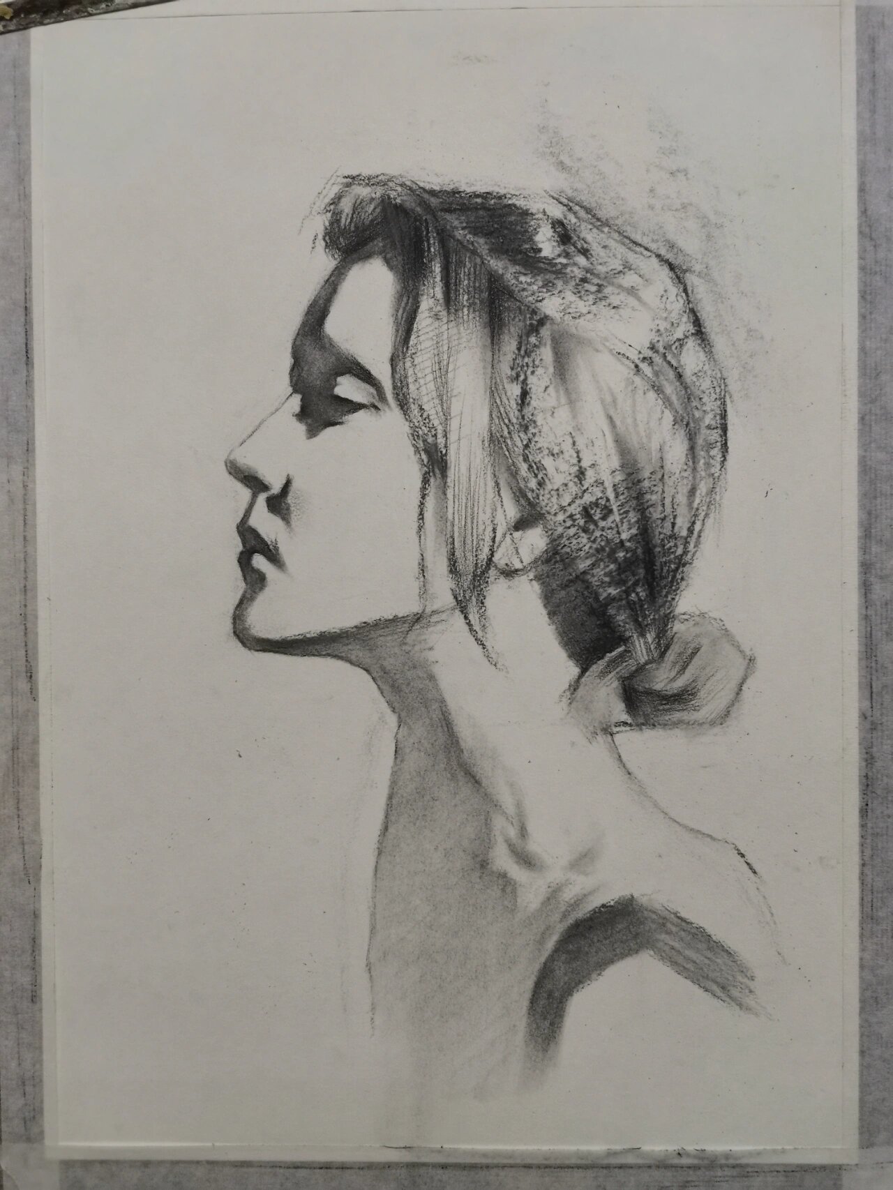 素描头像侧脸,光影写实素描