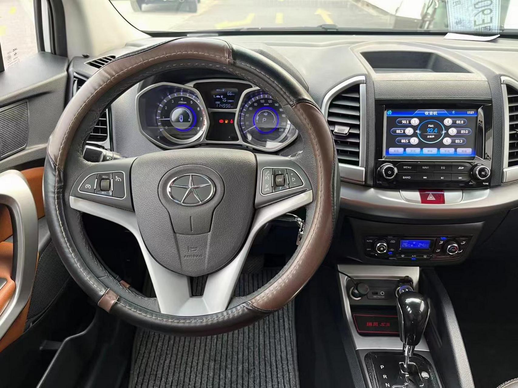 15年江淮瑞风s3  自动挡1.5豪华智能型