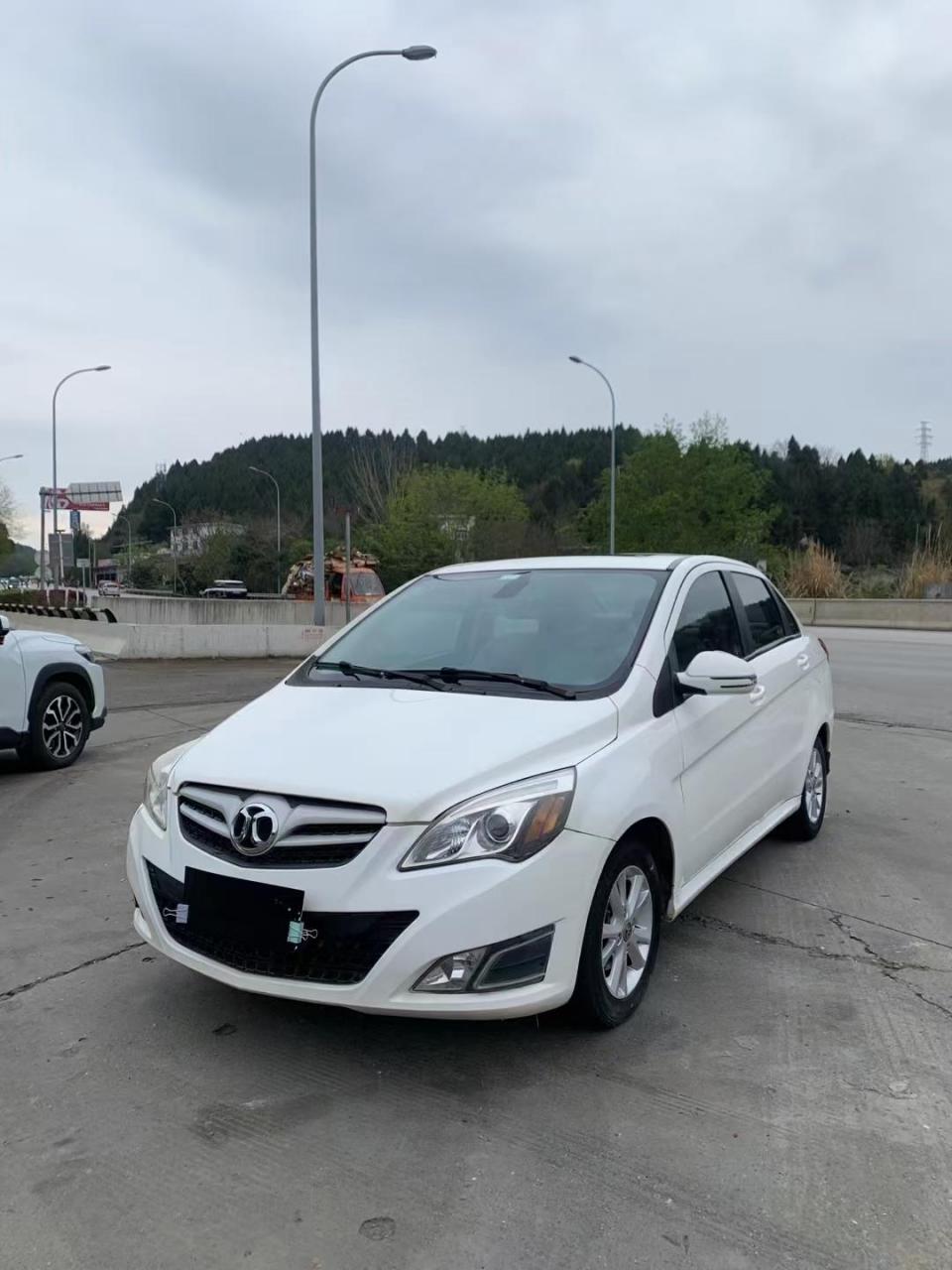 最新到店14年北汽e150 1.