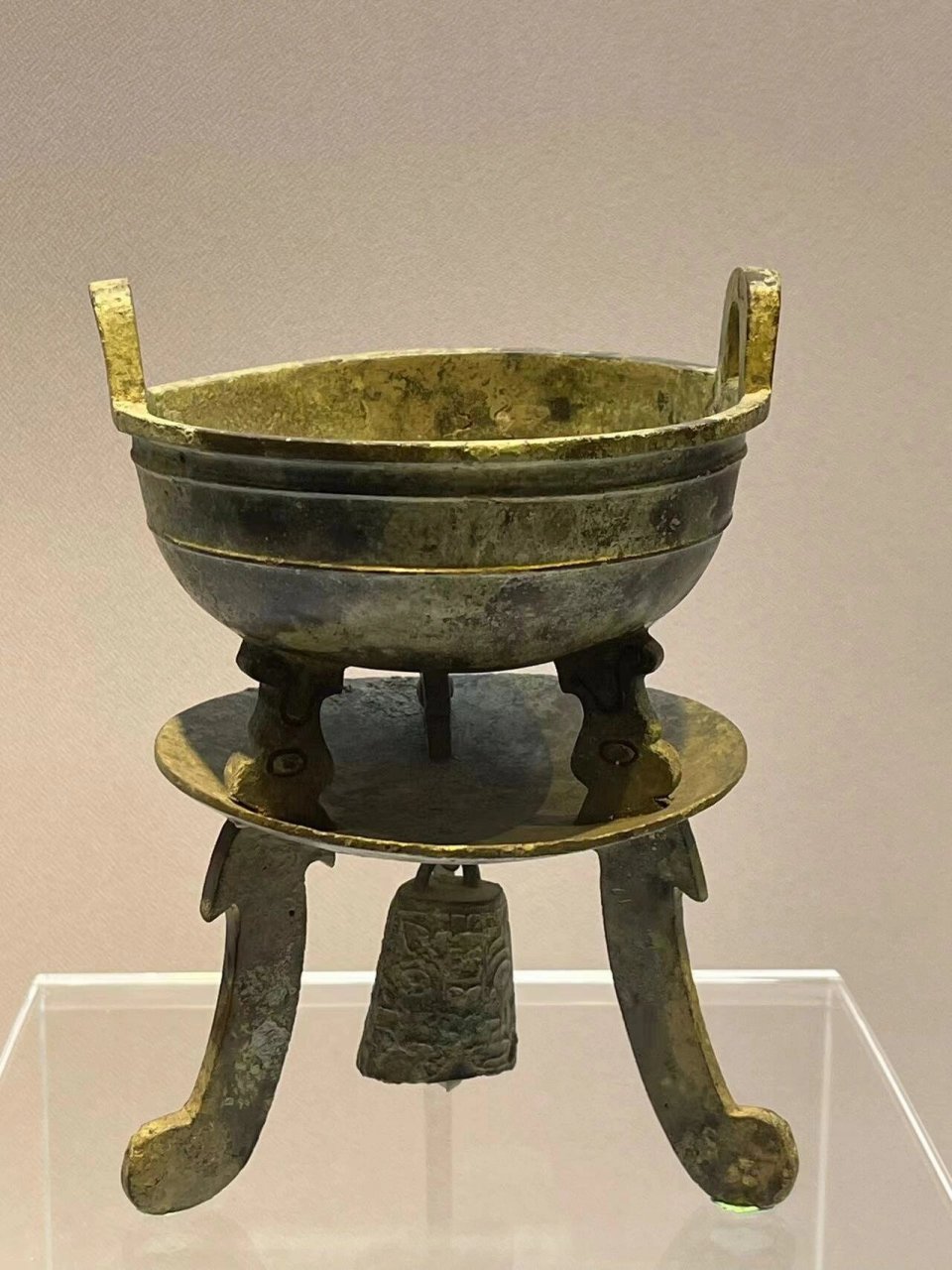 保利艺术博物馆展品 图1-4 圆明园十二生肖兽首复制品 图5悬铃温鼎