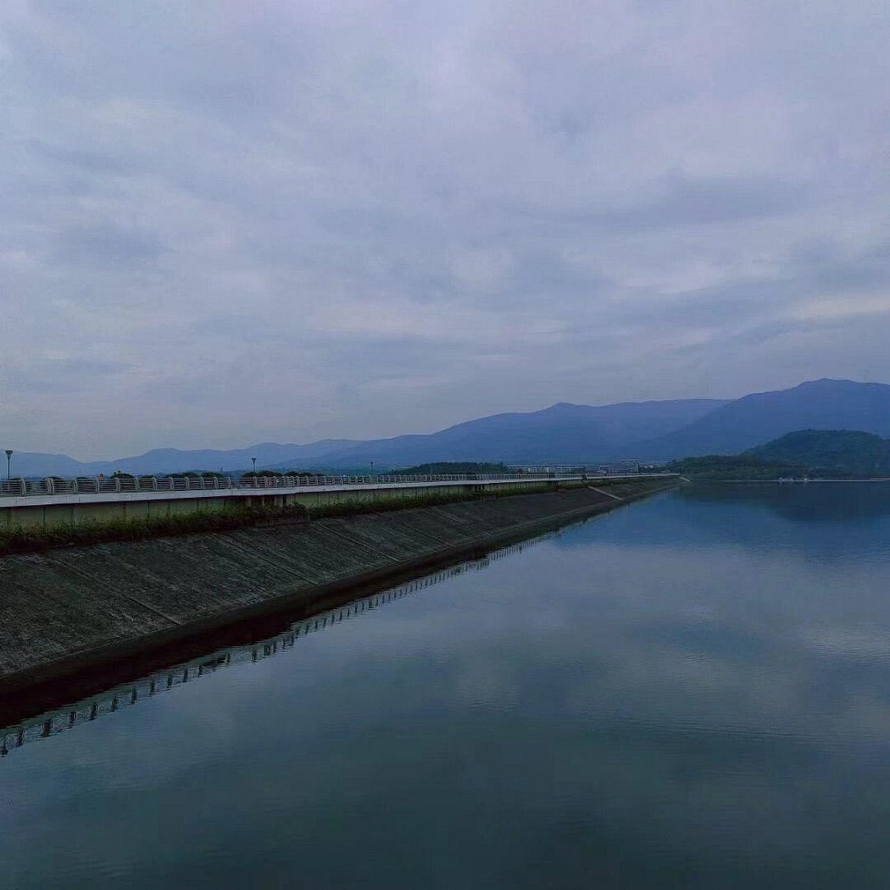 宜兴 油车水库 值得去 夏日过后  终与山水相遇   十月  宜兴citywalk