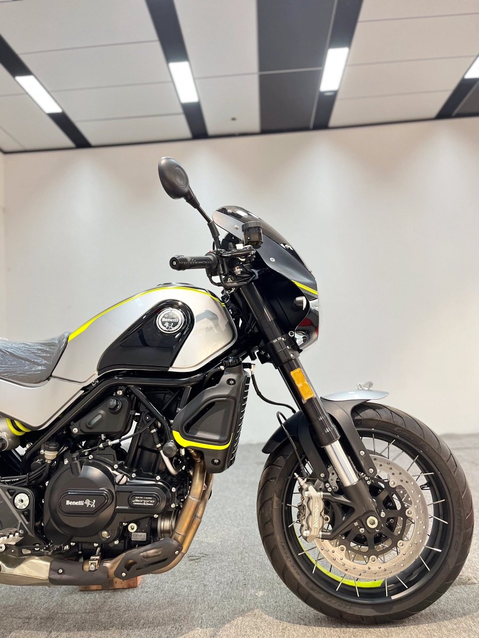 贝纳利幼狮500高配 贝纳利幼狮500 sport 顶配版两个颜色 回笼资金