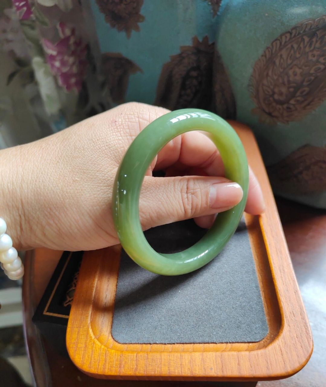 5圈口亮光平 和田玉新疆若羌青黄口青绿色56.