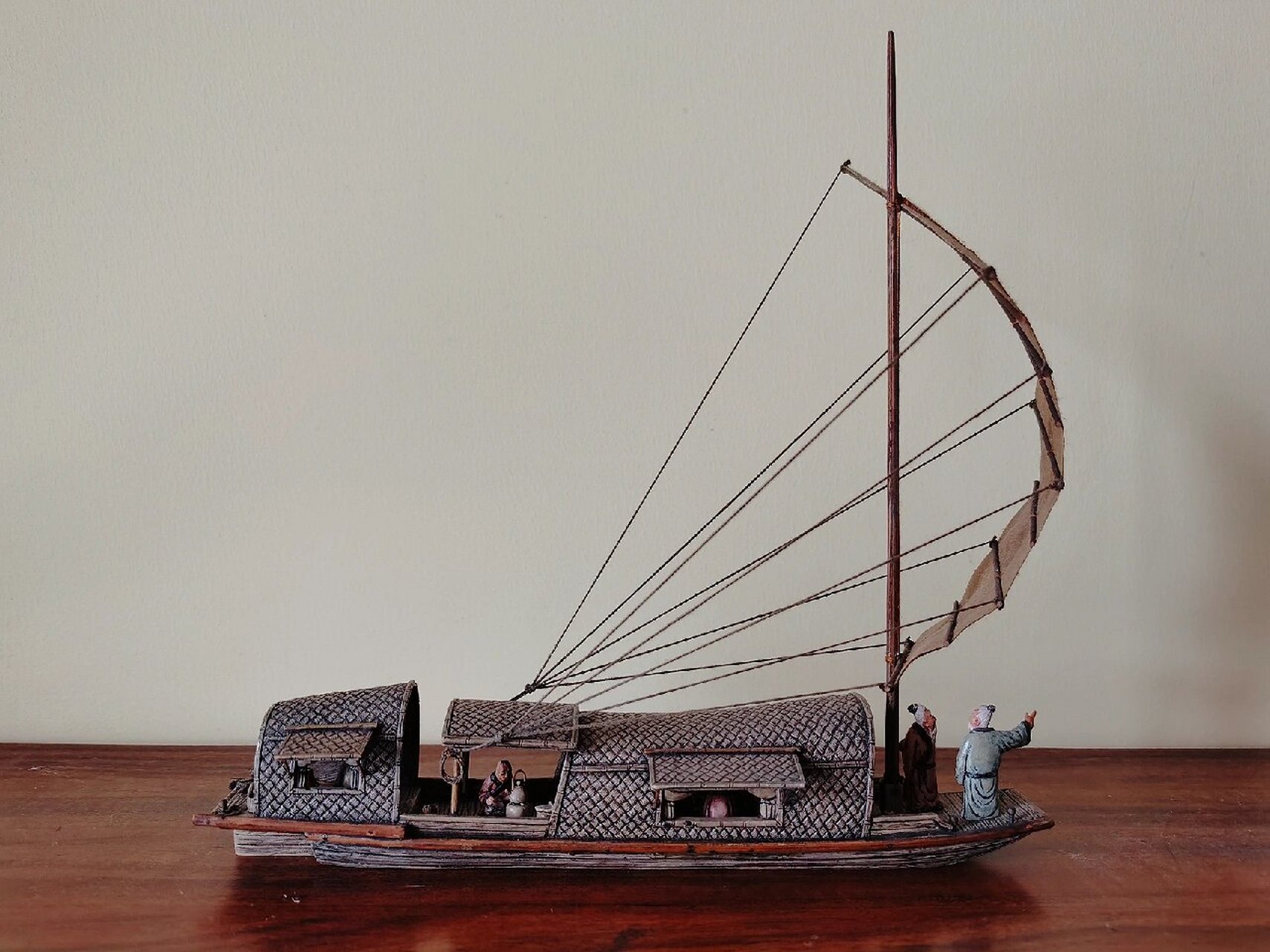 中国古船模型之三蓬单帆内河游船 三蓬船 人物众多 僧,道,老者,童子等