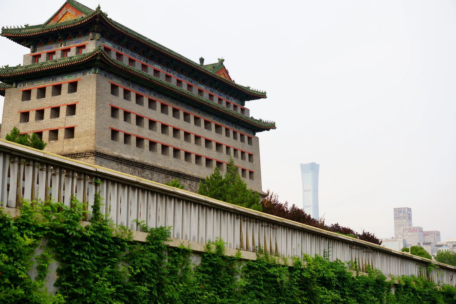 91 北京 | 明城墙遗址公园 除了胡同四合院,几座城门楼,如果说在