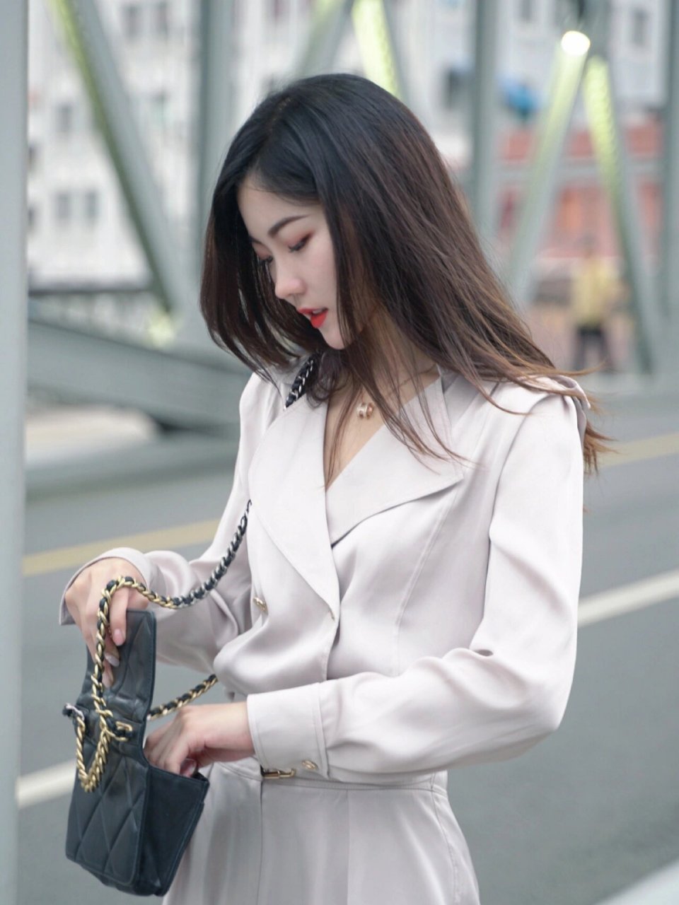 韩滨蔚|"闪闪发光"的金融职场人穿搭 今天我们来