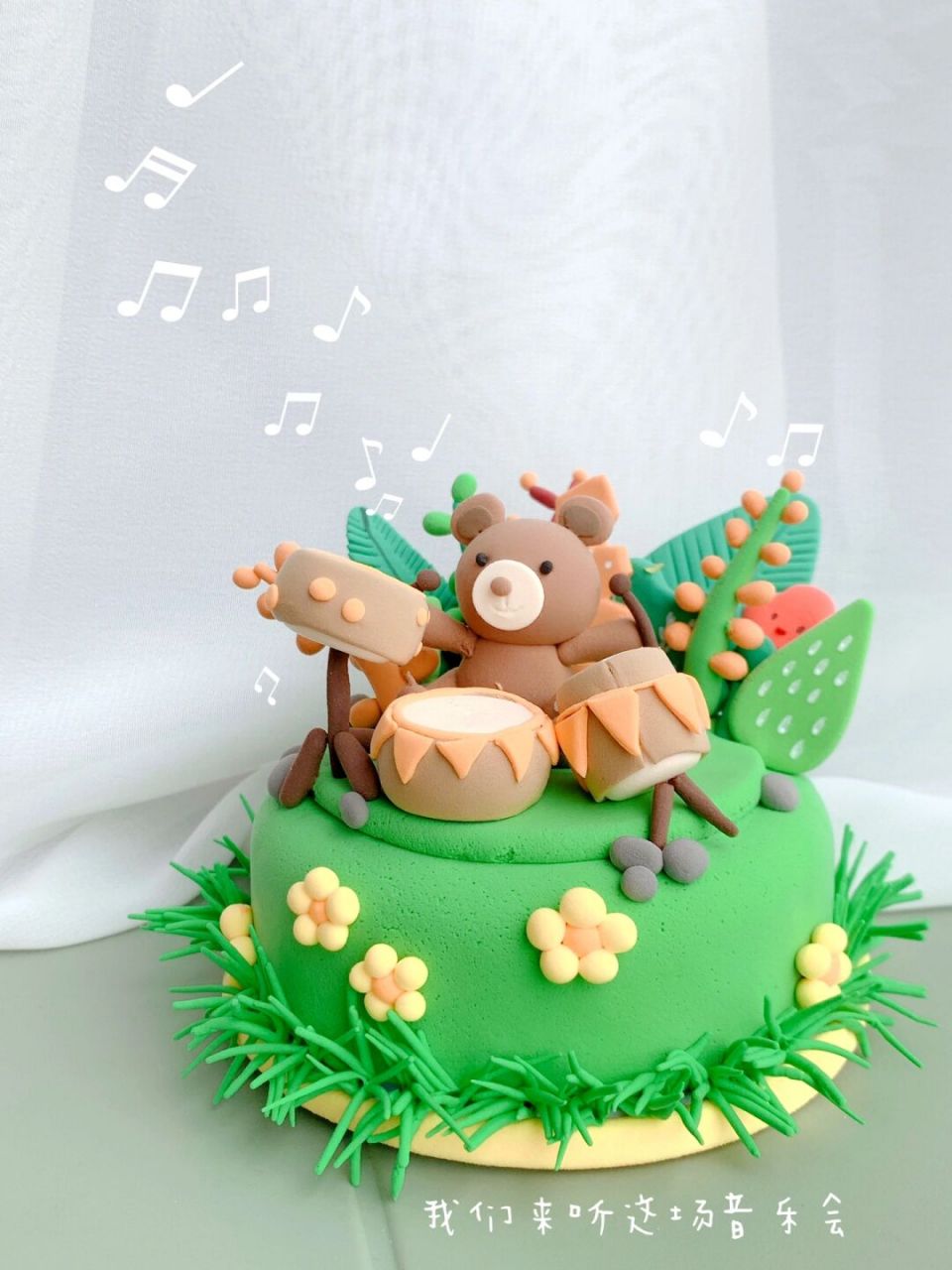 超轻粘土|森林音乐会～音乐盒摆件～小熊93 今天做的是一个可以旋转