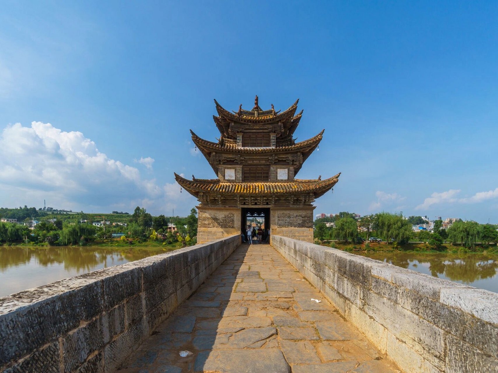 古建筑|镇锁两条江河的十七孔桥7815 双龙桥,位于云南省红河哈尼