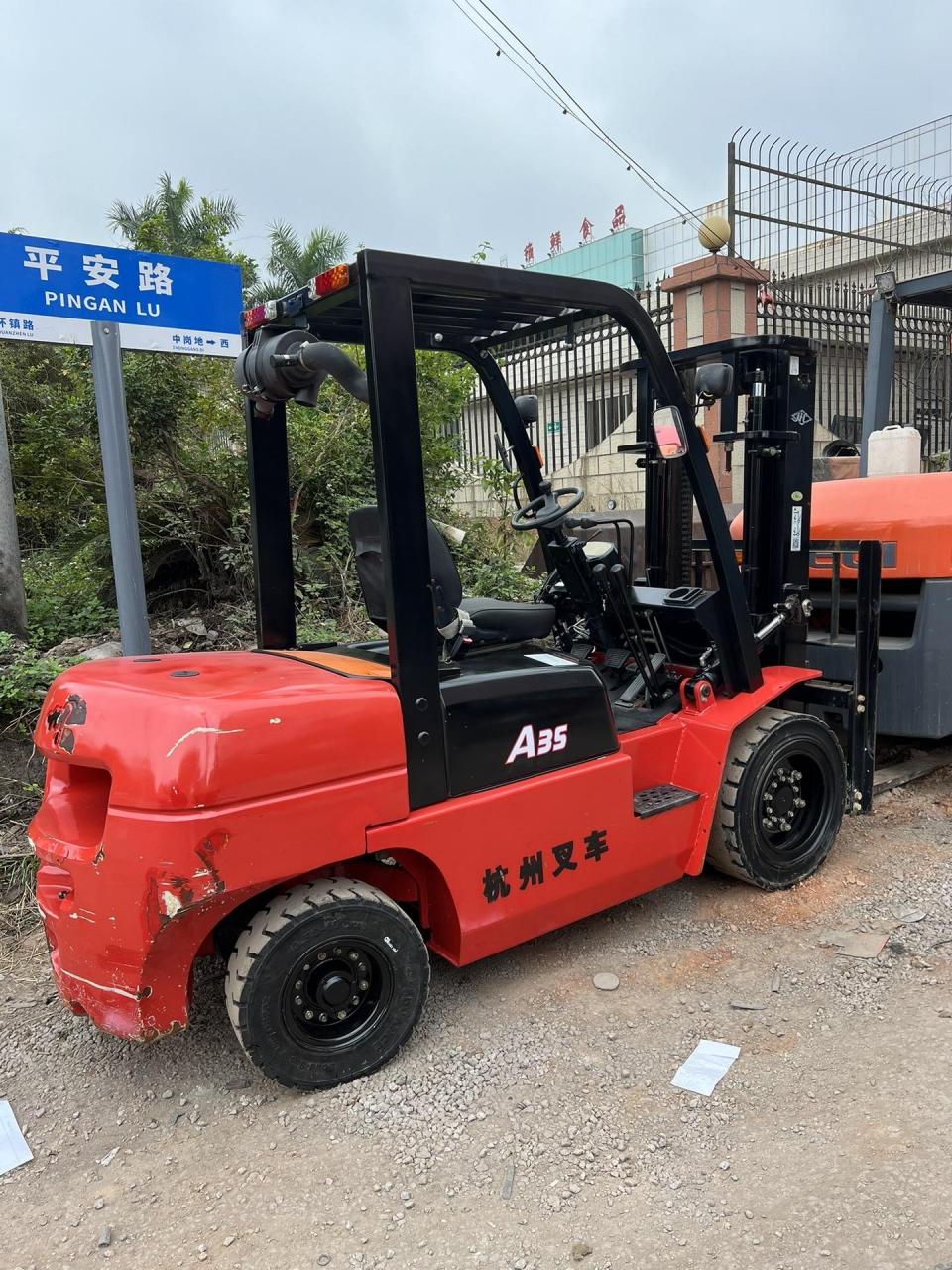 杭州叉车 a35  配置 升高2.7米 实表600小时 2019年出厂