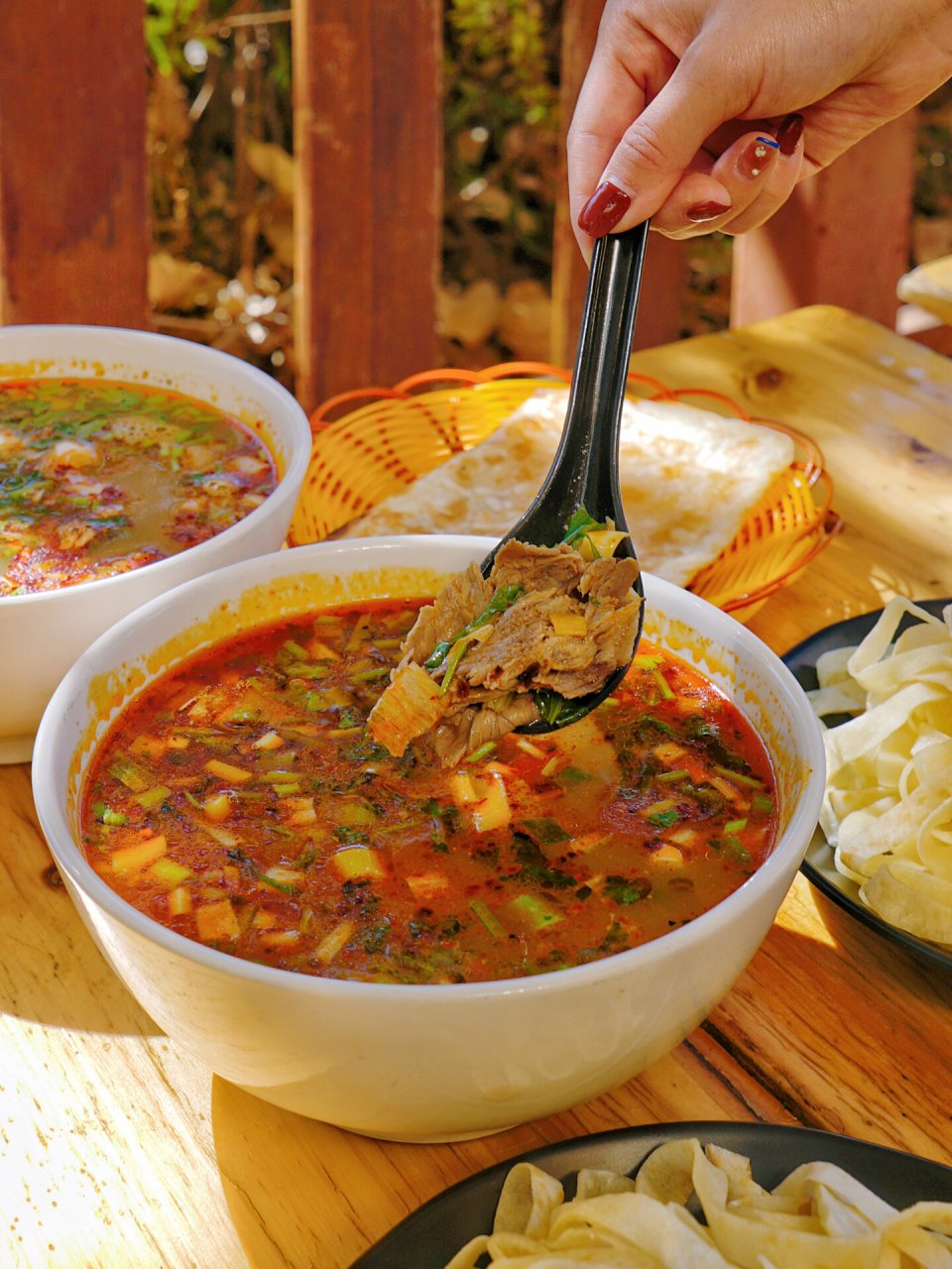正宗洛阳牛肉汤&饼丝,一锅熬煮8h香迷糊6015 天啦噜～ 我居然在