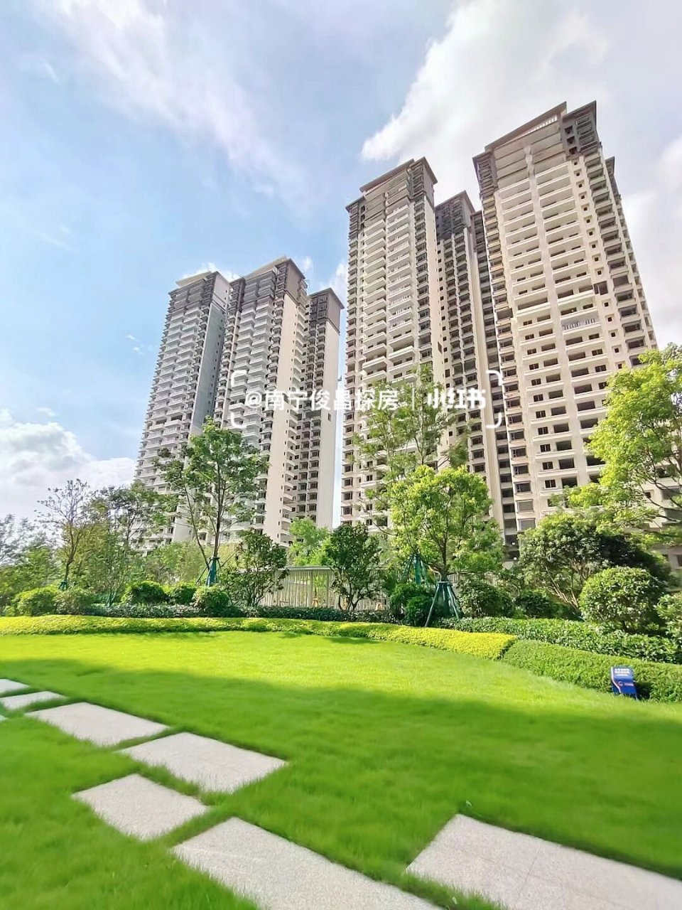 五象新区建工城60平两房9100,现房不怕烂尾 今天给伙伴推荐一个五象