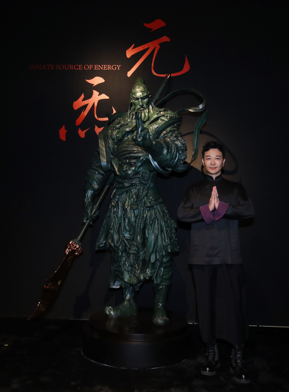 受邀参加任哲老师个展,完全被震撼到了!承乾坤正气,立天地威仪.