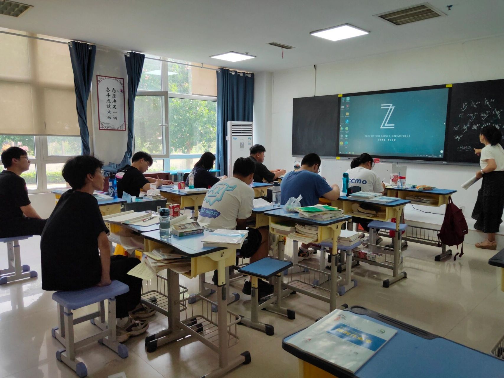 郑州高三封闭冲刺班哪家好 郑州确实有很多高考冲刺班,全封闭形式不止