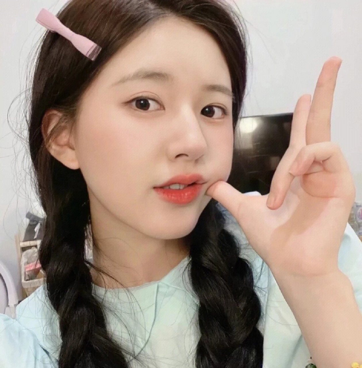 赵露思稀有图片91 赵露思稀有图片93 真的绝绝子95 "一露有你