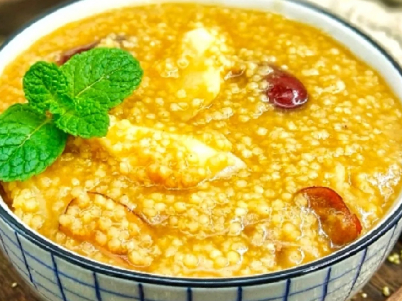 小米红枣山药粥,调理脾胃,营养美味 食材95 大米50g,小米50g,红枣5