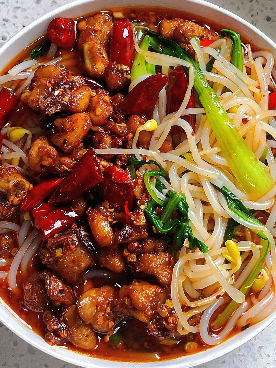 米线大户又做米线啦7015-辣子鸡米线90 91做法: 16615两