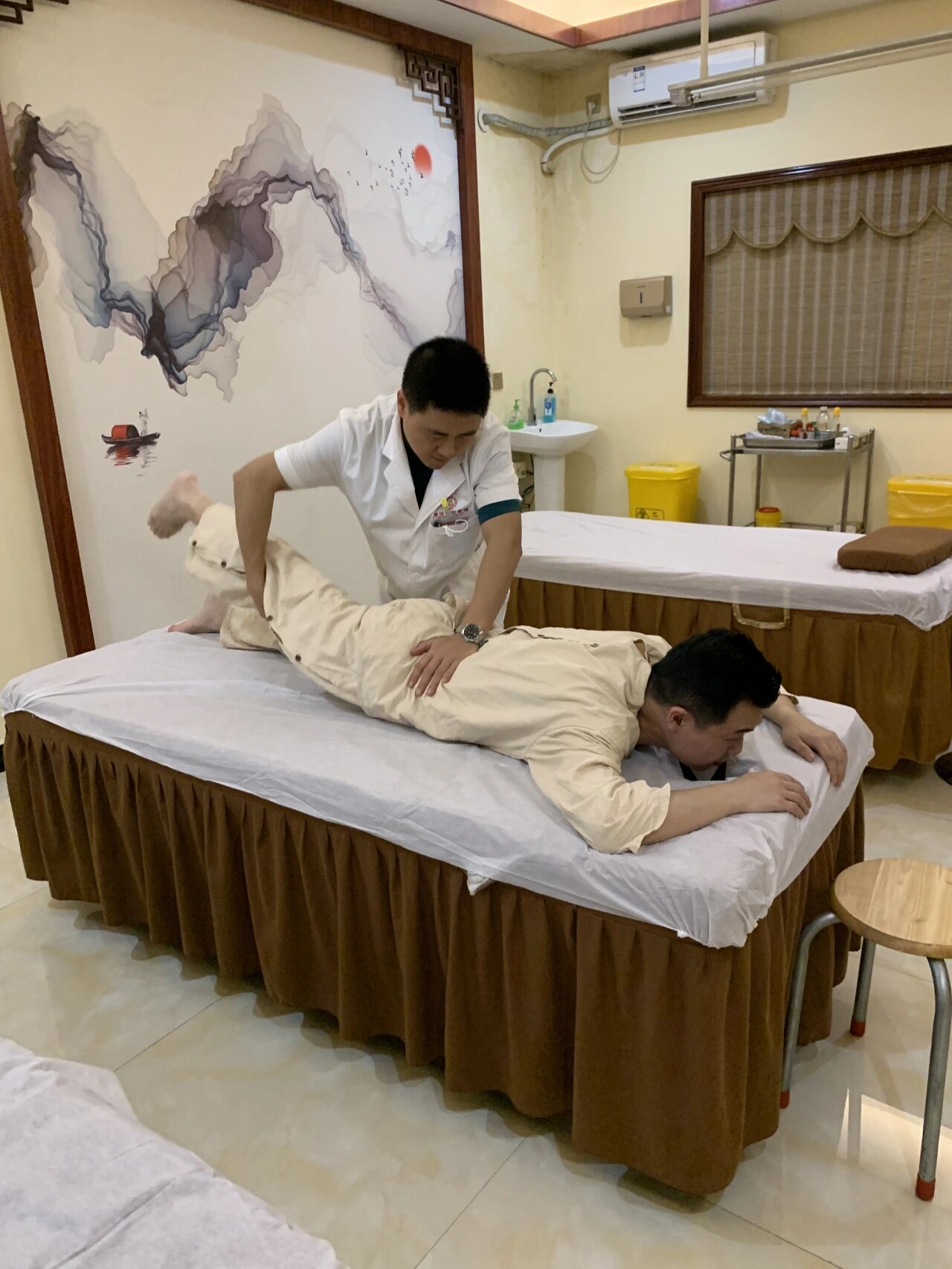 广州肩颈推拿