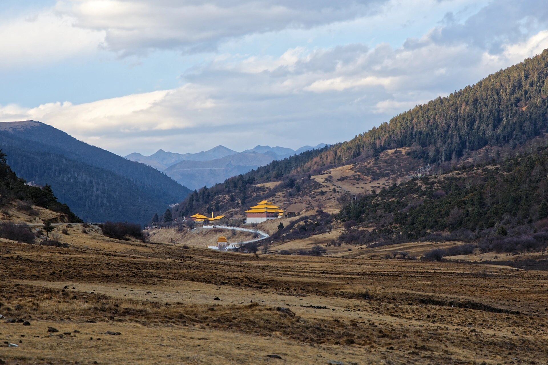 凉山彝族自治州木里县,木里大寺,康坞大寺.