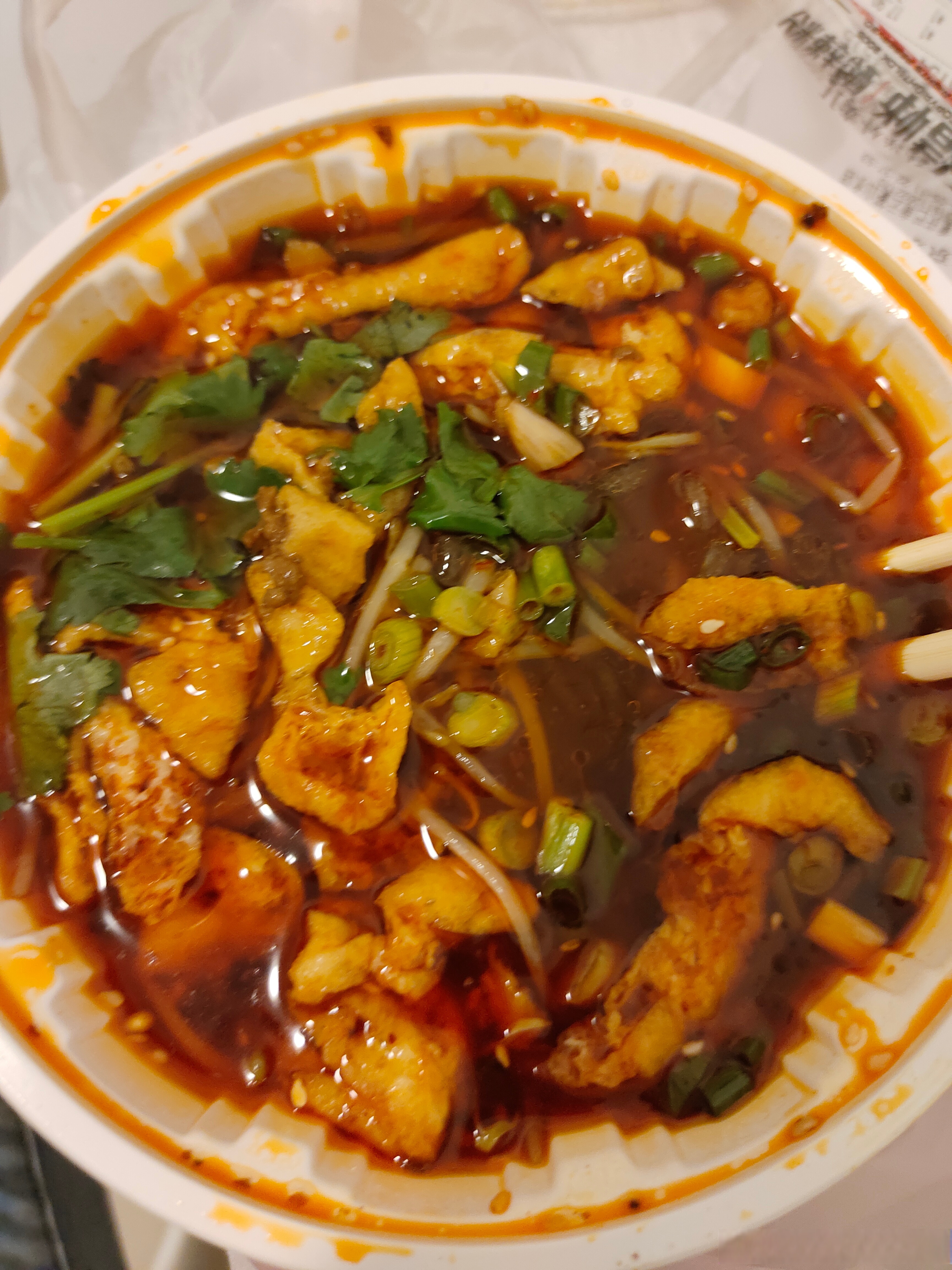 她老公上班是做菜品批发的,就家里面的肉 这块是有优惠