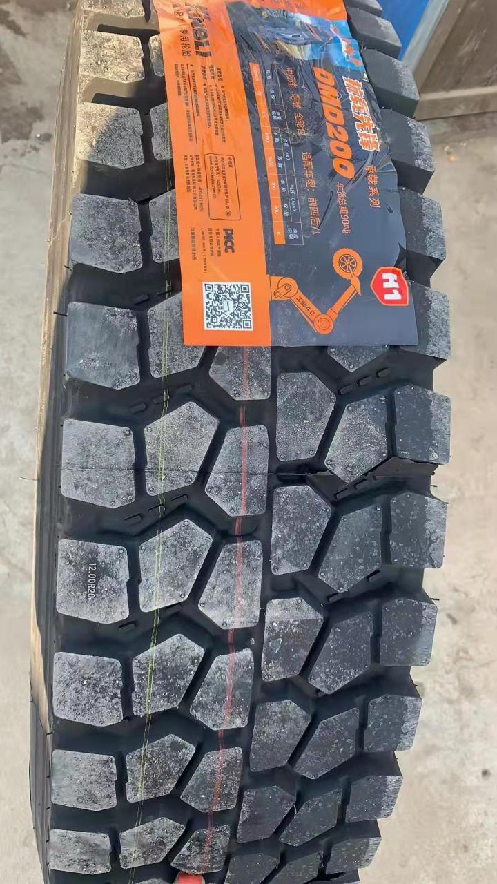 1200r20昆仑沙坨,雪莲重载轮胎,双星劲倍力轮胎,百吨王重载专用