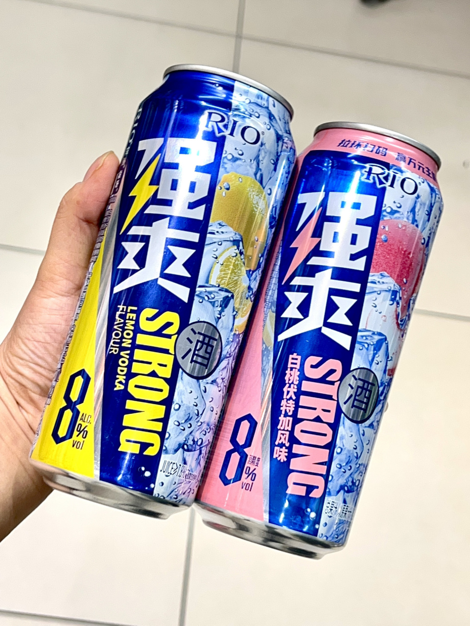 强爽rio一罐子相当于几瓶啤酒91 最近很火的这个酒网传:一罐就到位