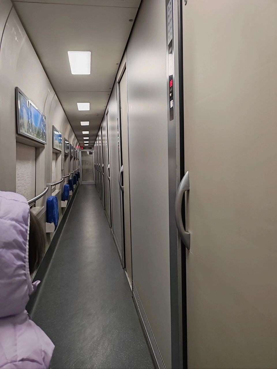 动卧火车d909-体验不一样的卧铺 第一次做动卧火车,才疏学浅了,我说