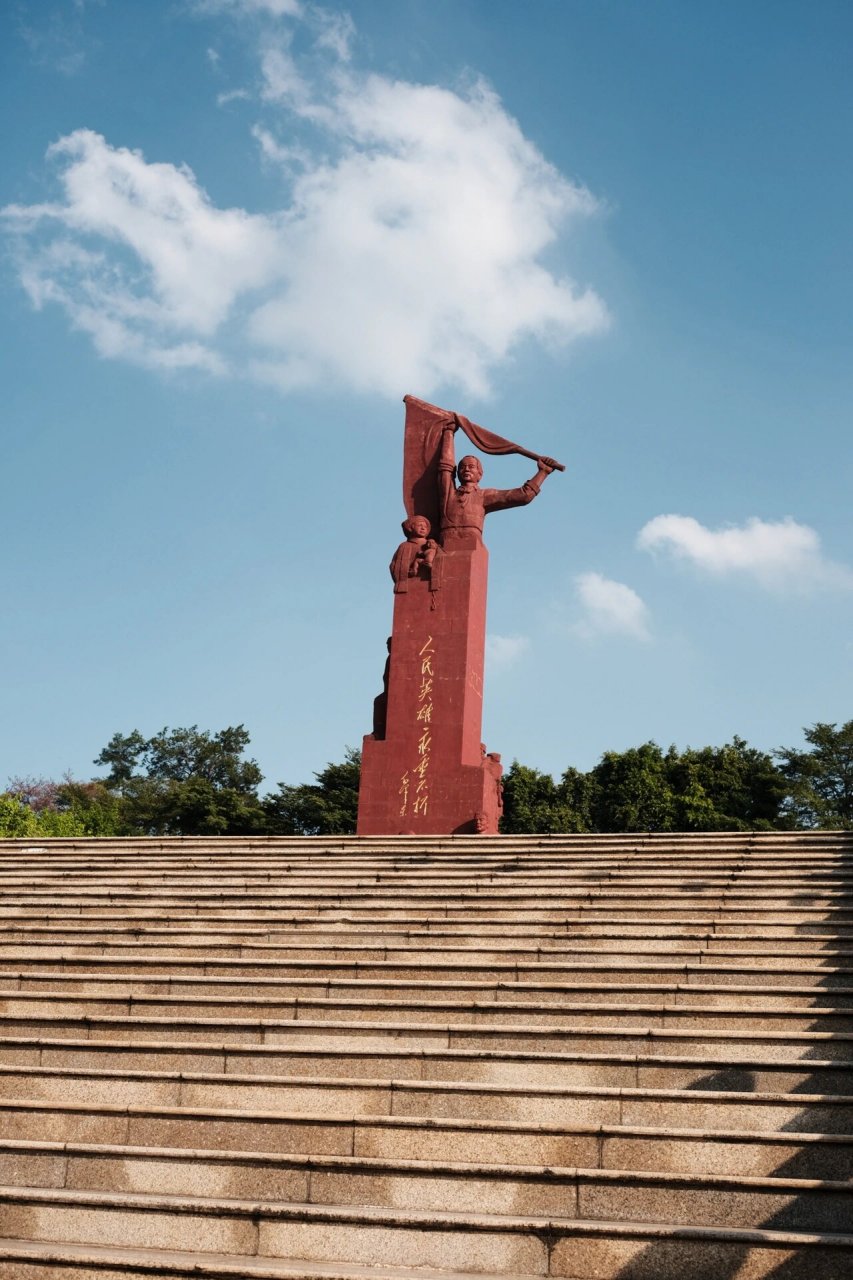 广西革命纪念馆 烈士陵园 第二次到广西烈士陵园,第一次好像在小学.