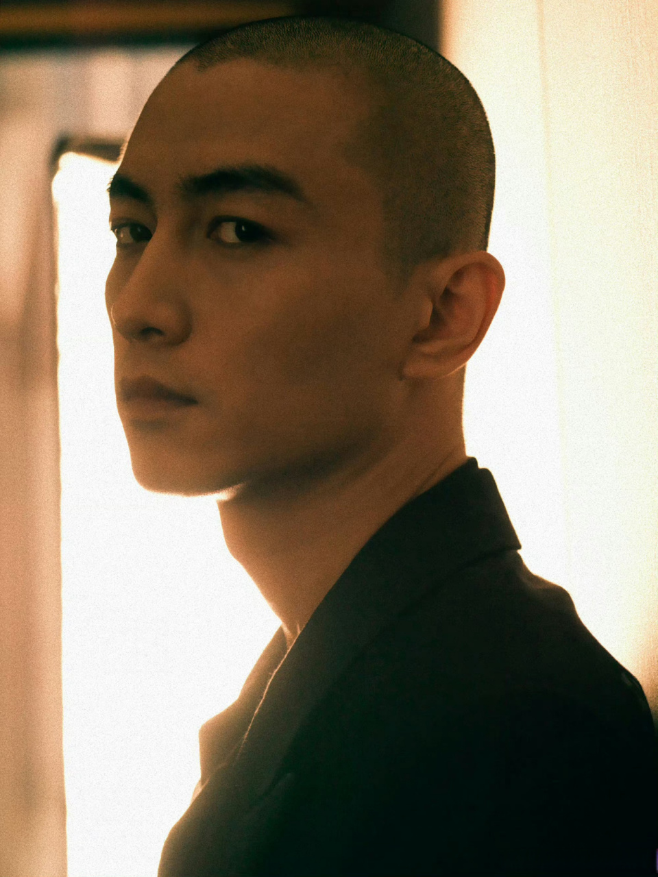 光头才是检验帅哥的标准,这些剔了光头的男明星真是一个比一个帅,谁的