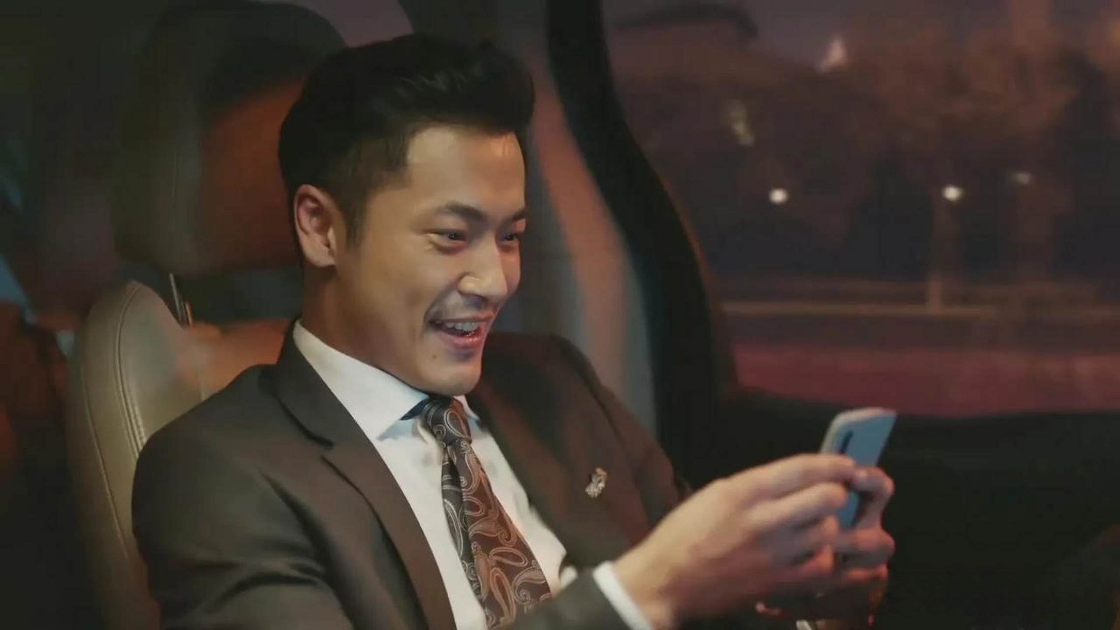 简言的夏冬关海林是谁