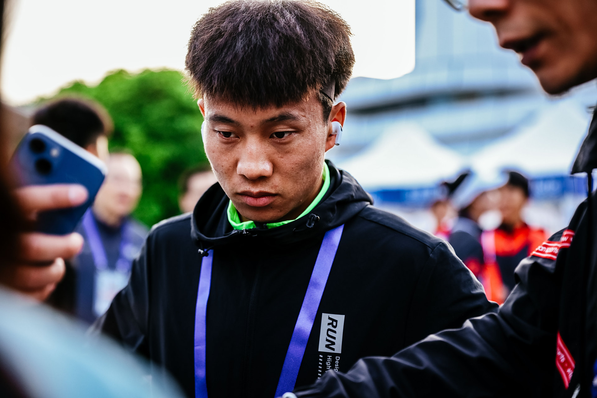 谁将夺得2023武汉马拉松的冠军呢? 拭目以待!  #98跑陪你聊跑步