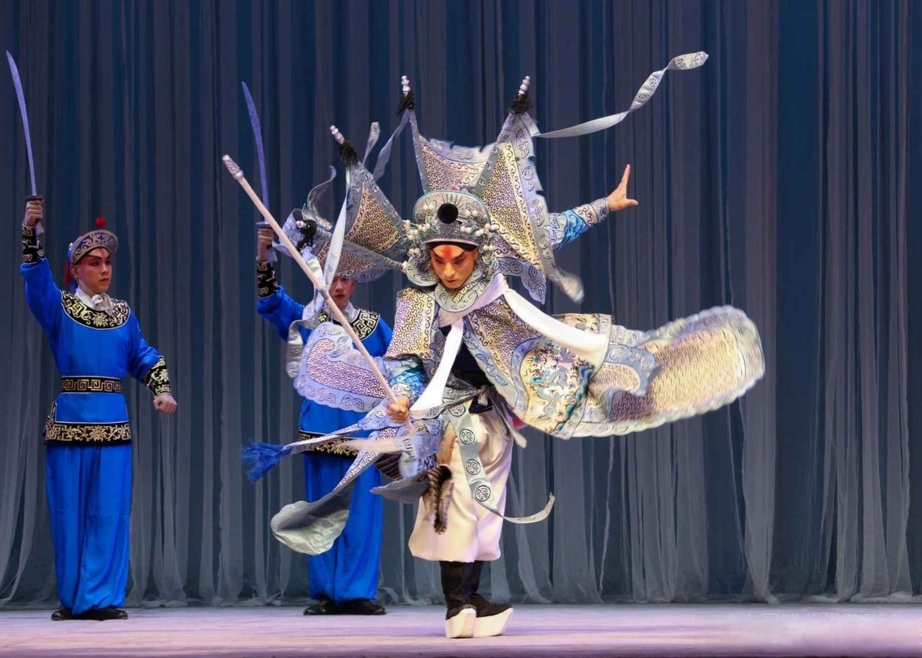 戏曲ootd##戏曲##京剧##马超#  今日份戏曲ootd来喽!